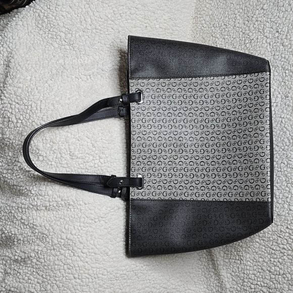 GUESS Black and Gray Signature Tote Bag - Picture 2 of 7